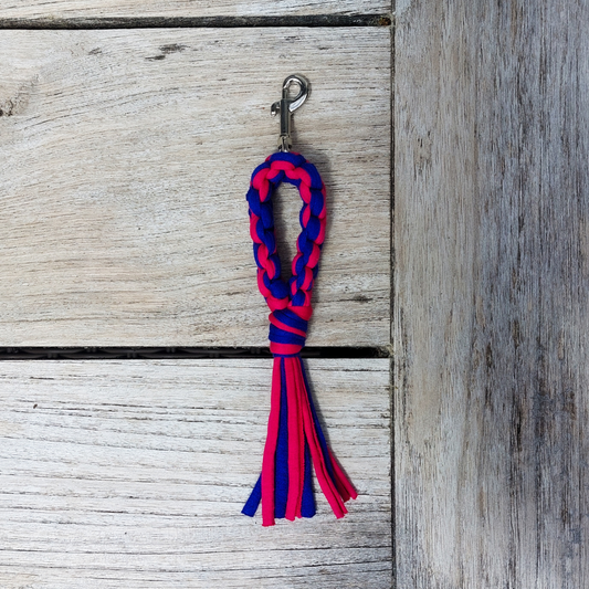 macramé keychain with tassel 2